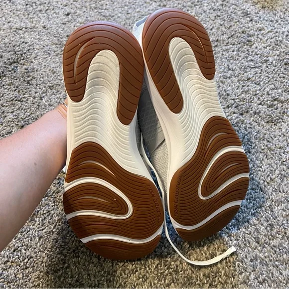 New Balance Women's Nergize V3 Cross Trainer - Picture 4 of 5